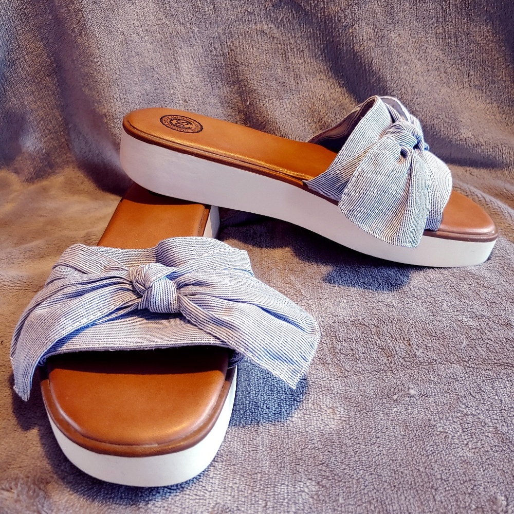 Seersucker Platform Sandal
